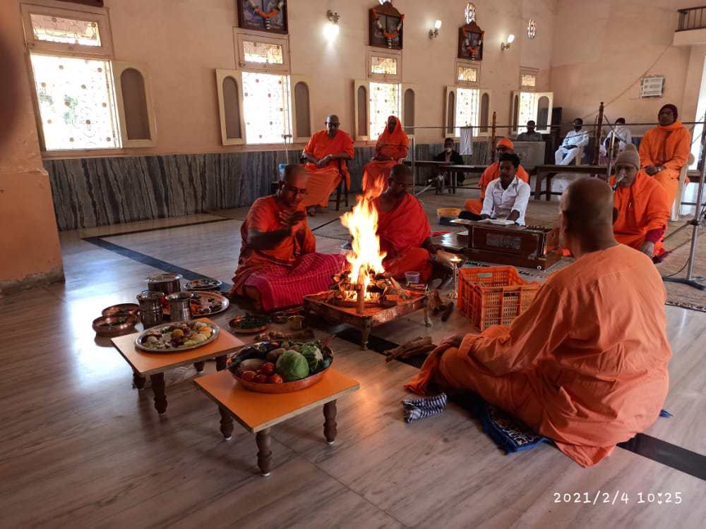  media for Swami Vivekananda's Tithi Pupa on 04.02.2021